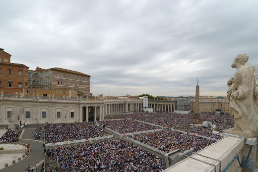 St Peter&#8217;s square