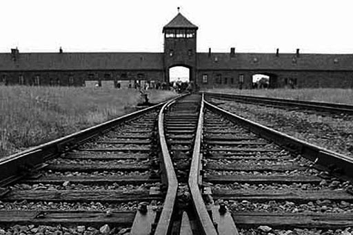 camp d&#8217;Auschwitz-Birkenau &#8211; it