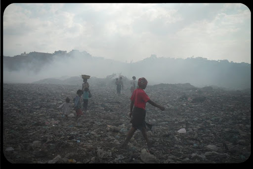 Thai Nuns Share Ray of Hope Among Landfill Scavengers Friends of Father Pedro &#8211; it