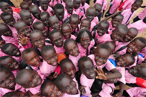 Grupo de niños africanos &#8211; it