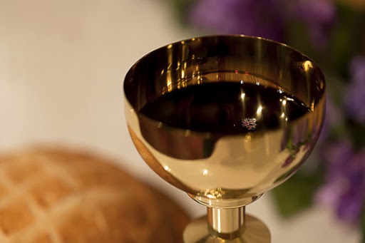 Calice vino eucaristia