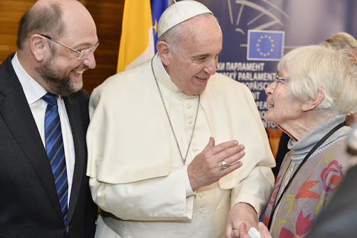 Pope Francis with Elma Schmidt &#8211; European Parliament