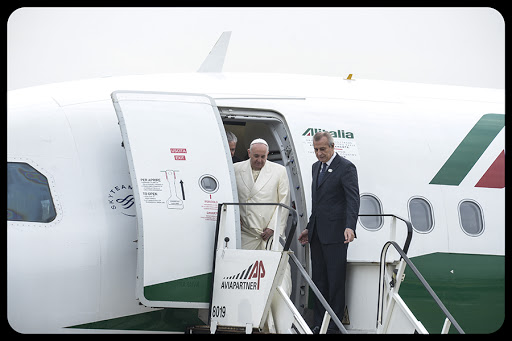 Arrival of Pope Francis at the airport &#8211; Alitalia &#8211; Airplane &#8211; it