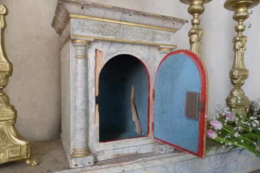 Profanations : opération “tabernacles ouverts” dans l’Ain – it
