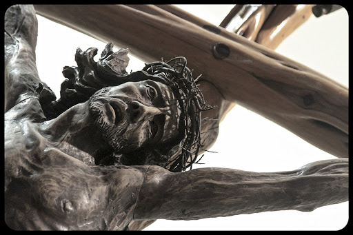 Jesus Christ in cross © life_in_a_pixel / Shutterstock &#8211; it