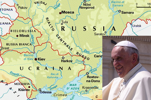 Pope Francis and a map in which appear Russia, Ukraine and Belorussia