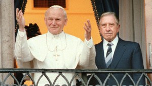 Pope John Paul II and Augusto Pinochet – AFP