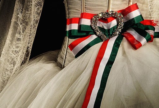 fede patriottismo italia abito sposa