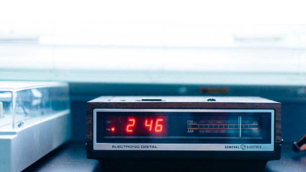web-alarm-clock-digital-otaillon-cc