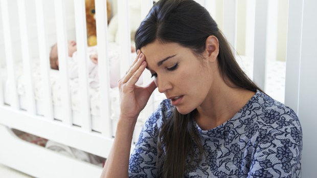 WEB WOMEN DEPRESSION BIRTH BABY © Speed Kingz Shutterstock