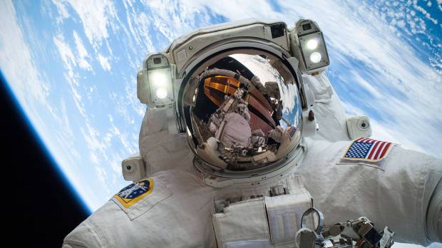 web-astronaut-iss-spacewalk-space-nasa-cc