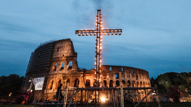 Pope Francis celebrates &#8216;Via Crucis&#8217; procession at Colosseum in Rome