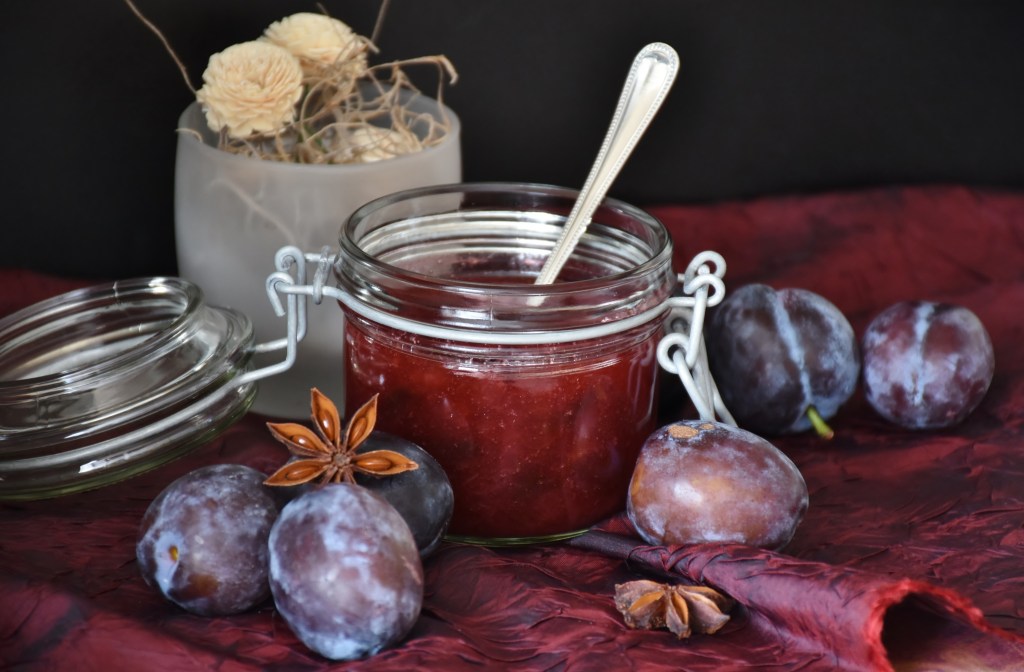 plums-fruit-jam-violet-162686