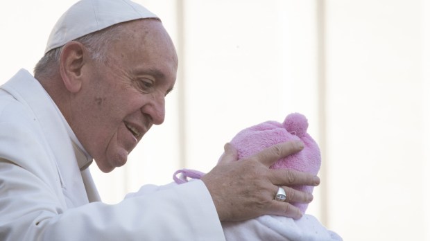 Pope Francis Kiss a Littel Baby