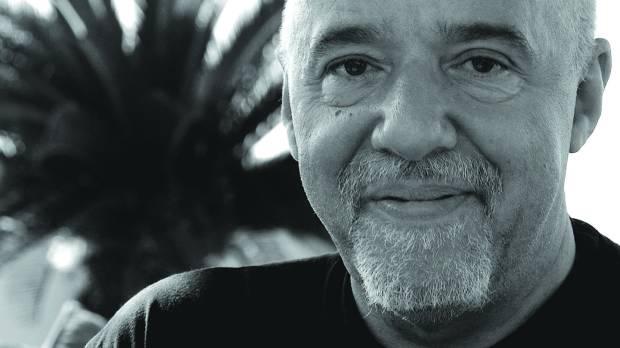 web-paulo_coelho-brazil-writer-paul-macleod-cc