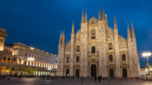 WEB&#8212;Famous-Duomo-Milan-Cathedral-is-the-fifth-largest-cathedral-in-the-world.-©-Filip-Fuxa&#8212;shutterstock_197366963