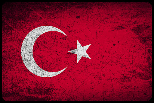Turkey Flag © Serhii Lohvyniuk / Shutterstock – fr