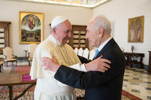 Pope Francis with Shimon Peres &#8211; fr