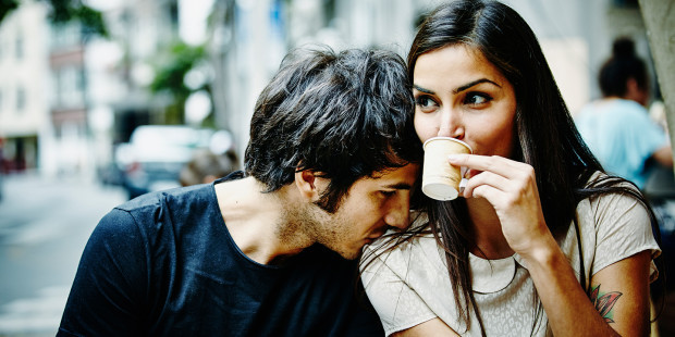 web-couple-love-kiss-caress-coffee-gettyimages-558118851-thomas-barwick-ai