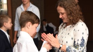 catechist-communion-teaching-marko-vombergar-aleteia