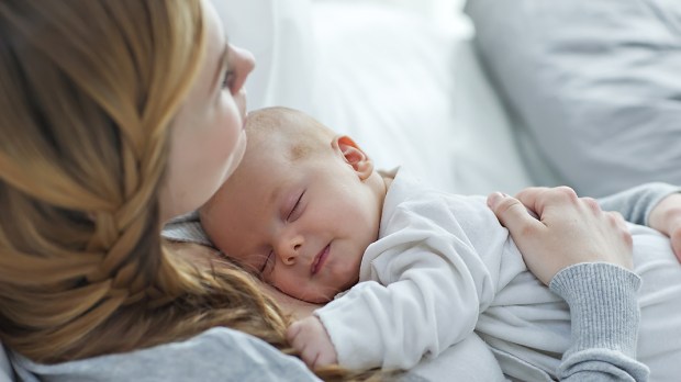 WEB3 NEW MOM BABY NEWBORN POSTPARTUM DEPRESSION Shutterstock