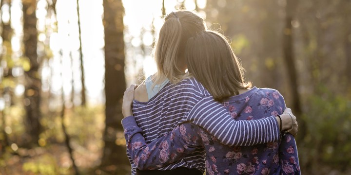 WEB3 FRIENDS FOREST BACK VIEW WOMEN TOGETHER SUPPORT FRIENDSHIP Shutterstock