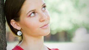 WEB3-WOMAN-THINKING-PONDERING-LOOKING-UP-Shutterstock