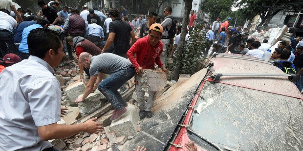 web3-mexico-city-earthquake-sept-19-2017-000_sk8zj-alfredo-estrella-afp