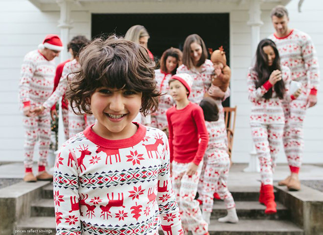 web3-family-children-christmas-pajamas-smile-fair-use