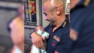 ITALIAN POLICE NEWBORN