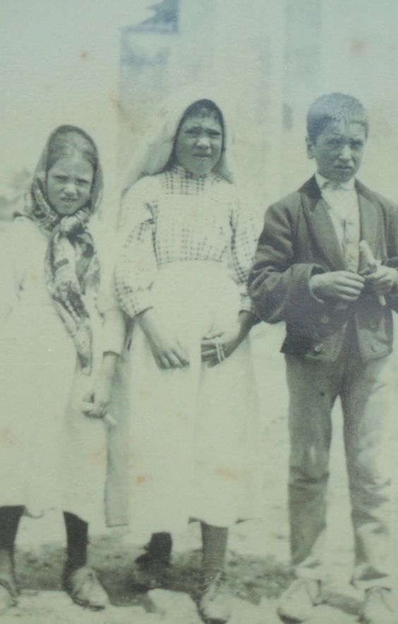 WEB FATIMA PORTUGAL FRANCISCO JACINTA LUCIA APPARITIONS 3 PD