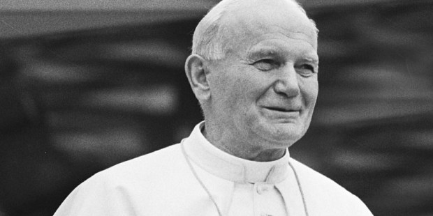 (FOTOGALLERY) 12 delle migliori citazioni di Papa Giovanni Paolo II su amore, matrimonio e famiglia