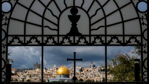 Christianity and Islam © Anastazzo / Shutterstock