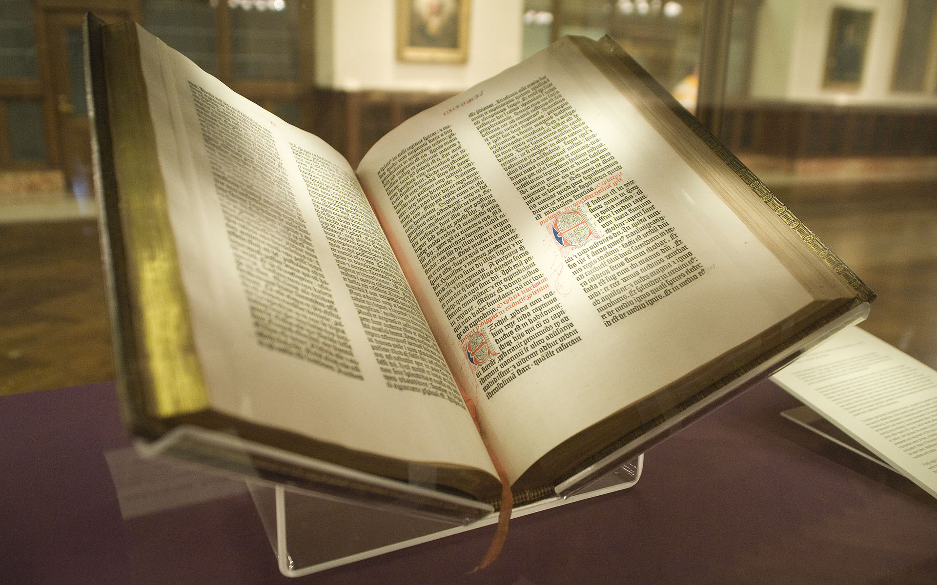 Gutenberg_Bible_Lenox_Copy_New_York_Public_Library_2009._Pic_01.jpg
