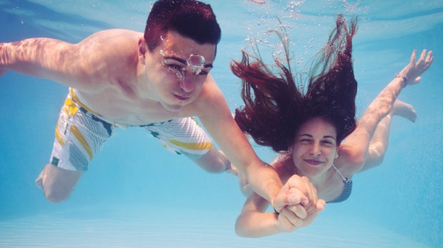 COUPLE, DIVING, POOL