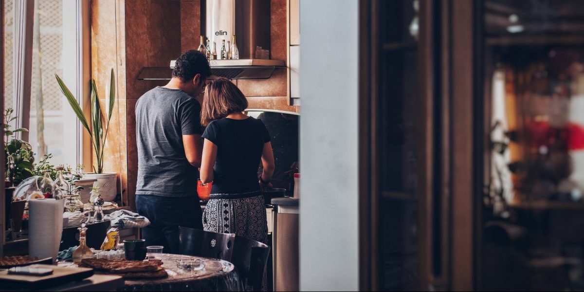 COUPLE, HOME, COOKING