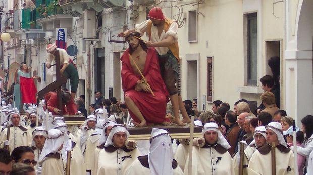 Holy Week IN SOUTHERN ITALY