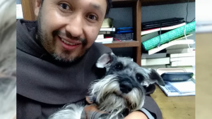 Frei Jorge e o cãozinho frei Carmelito