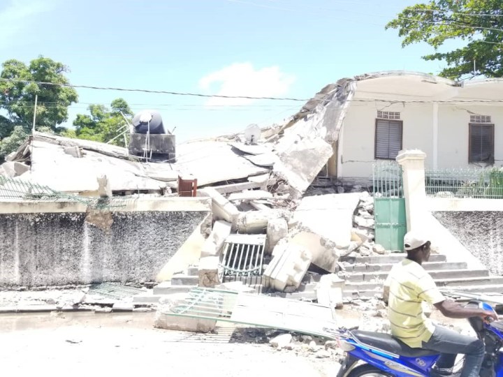 Haiti-earthquake.jpg