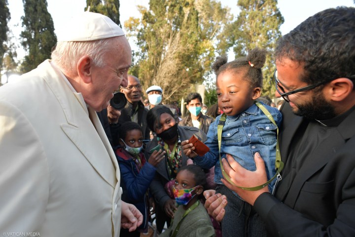 Pope-Francis-visit-to-the-John-XXIII-Peace-Lab-voluntary-organisation