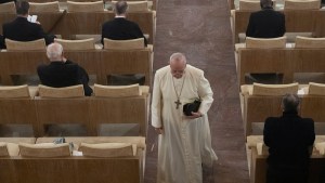 Pope-Francis-attending-a-spiritual-retreat-with-Vatican-clerics-on-the-outskirts-of-Rome-AFP