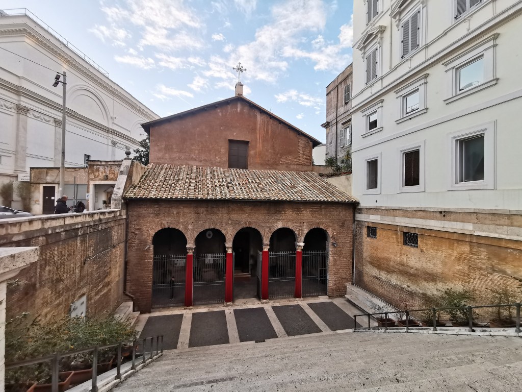 Exterior de la basílica de san Vitalis